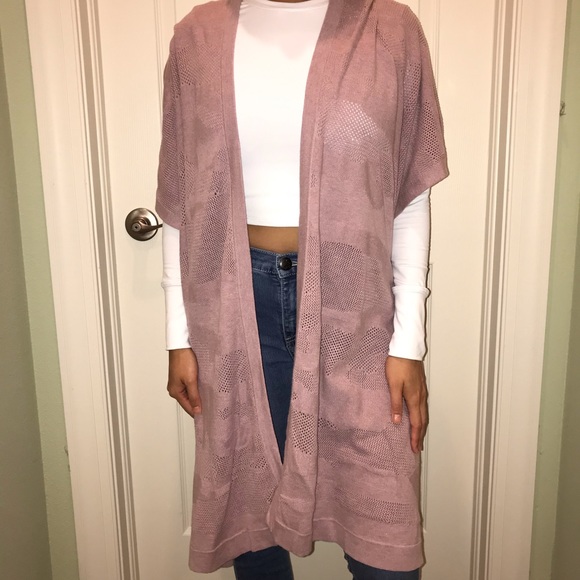 lululemon athletica Accessories - • Lululemon find your light wrap pink lightweight